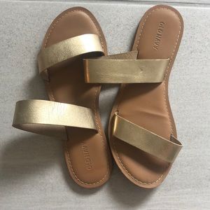 Gold Flip flops
